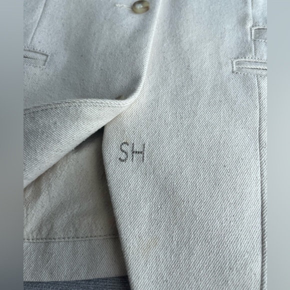 Still Here Ludlow Vest - Picture 6 of 9